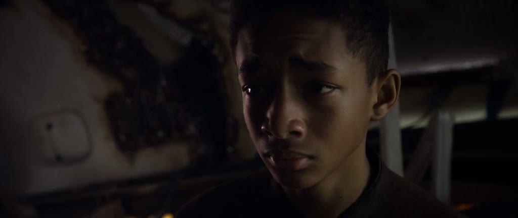 After Earth (2013) 400MB