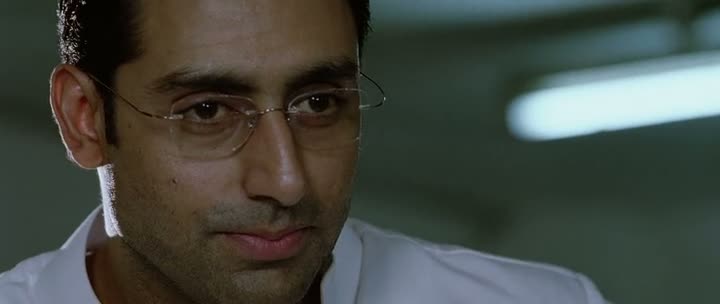 Paa (2009) Hindi Movie 375MB