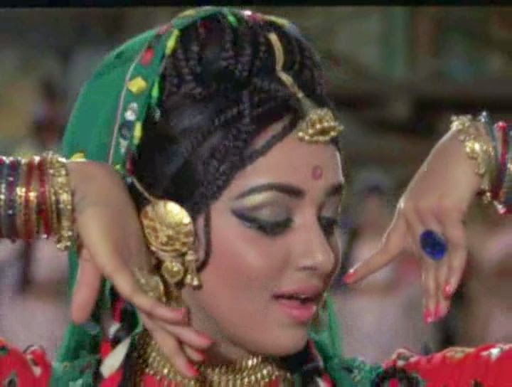 Patthar Aur Payal (1974)