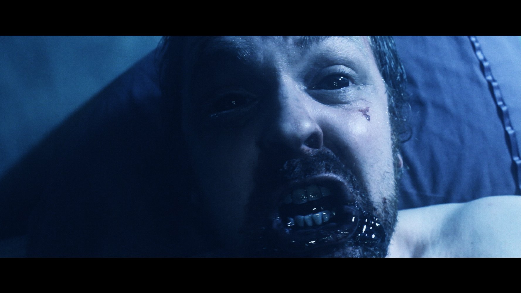 Accidental Exorcist 2016 HDRip XviD 400MB-22