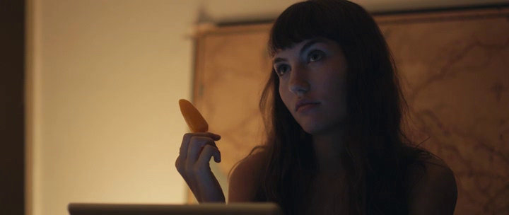 Dirty Beautiful 2016 English HDRip 720p-22