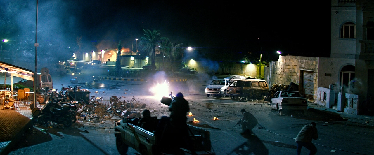 13hrs.720p_mHD088119