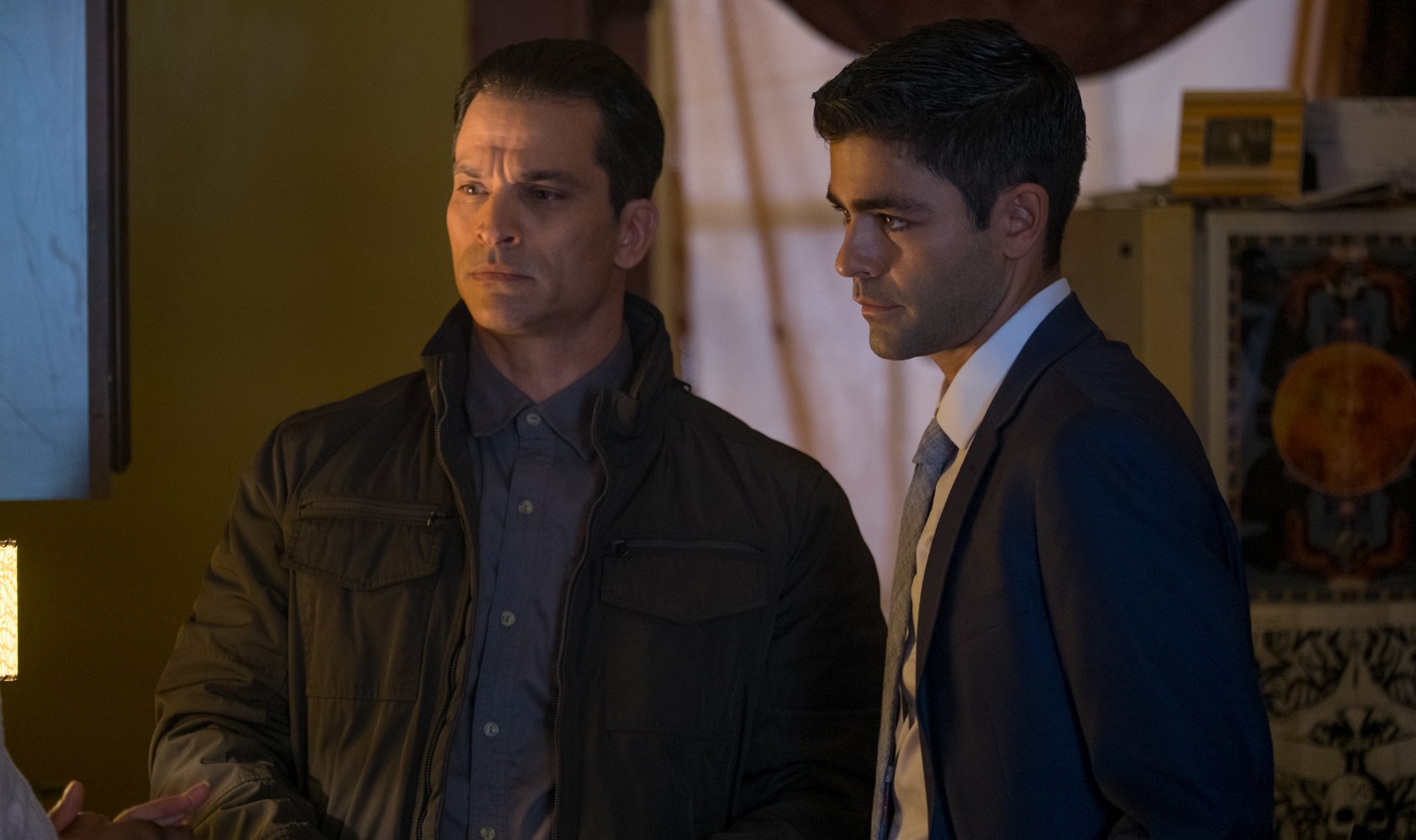 Marauders 2016 HDRip DVDRIP 700MB-22